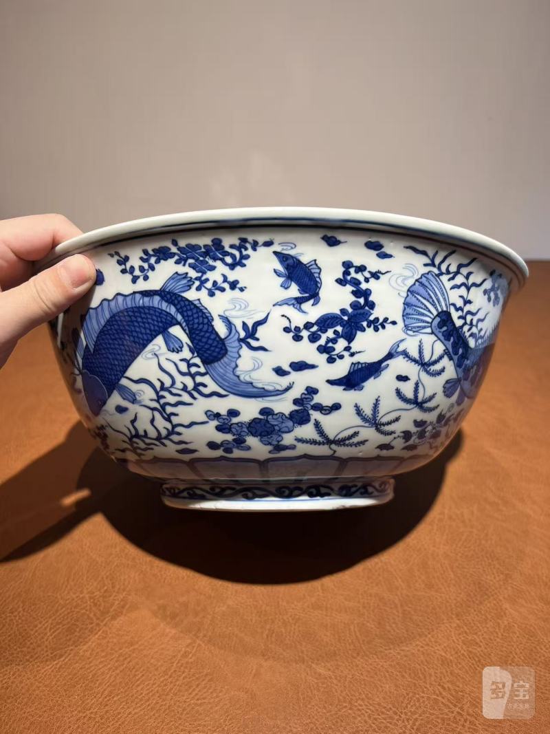 明万历 青花鱼藻纹大碗 - 图3